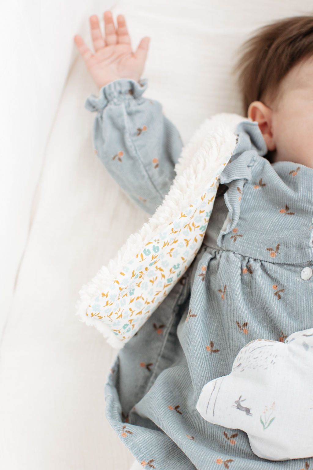 Joli Samedi Bouillotte nuage apaise-coliques