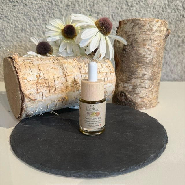 Là-Haut, Sérum Anti-Age, Huile de Pépins de raisin & Extrait de Lavande Papillon, 15ml