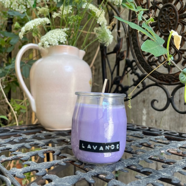 Colorant pour bougies en grains ou en flakes LAVANDE, 5 gr