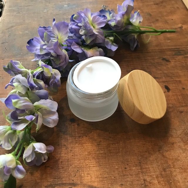 Pot en verre glacé avec couvercle en matière synthétique effet bambou, 50ml