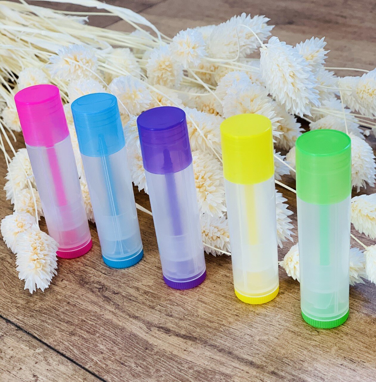 Stick à lèvres, 5 couleurs